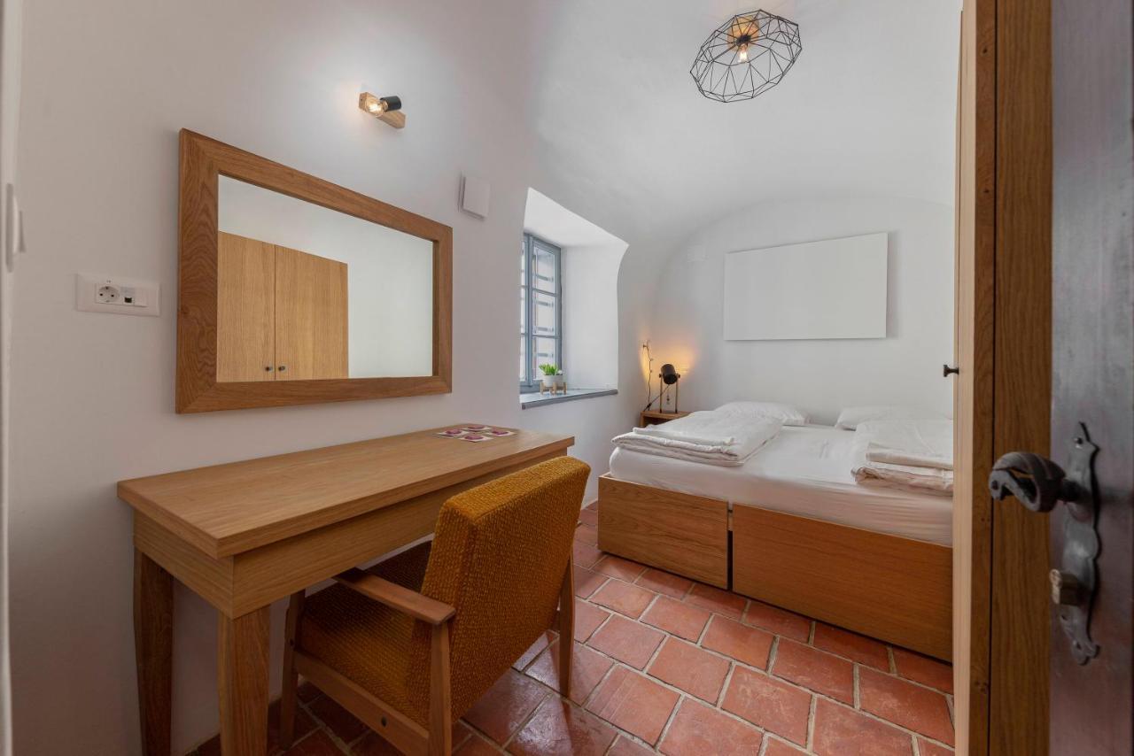 Apartma Jenkova Rezidenca คราน ภายนอก รูปภาพ