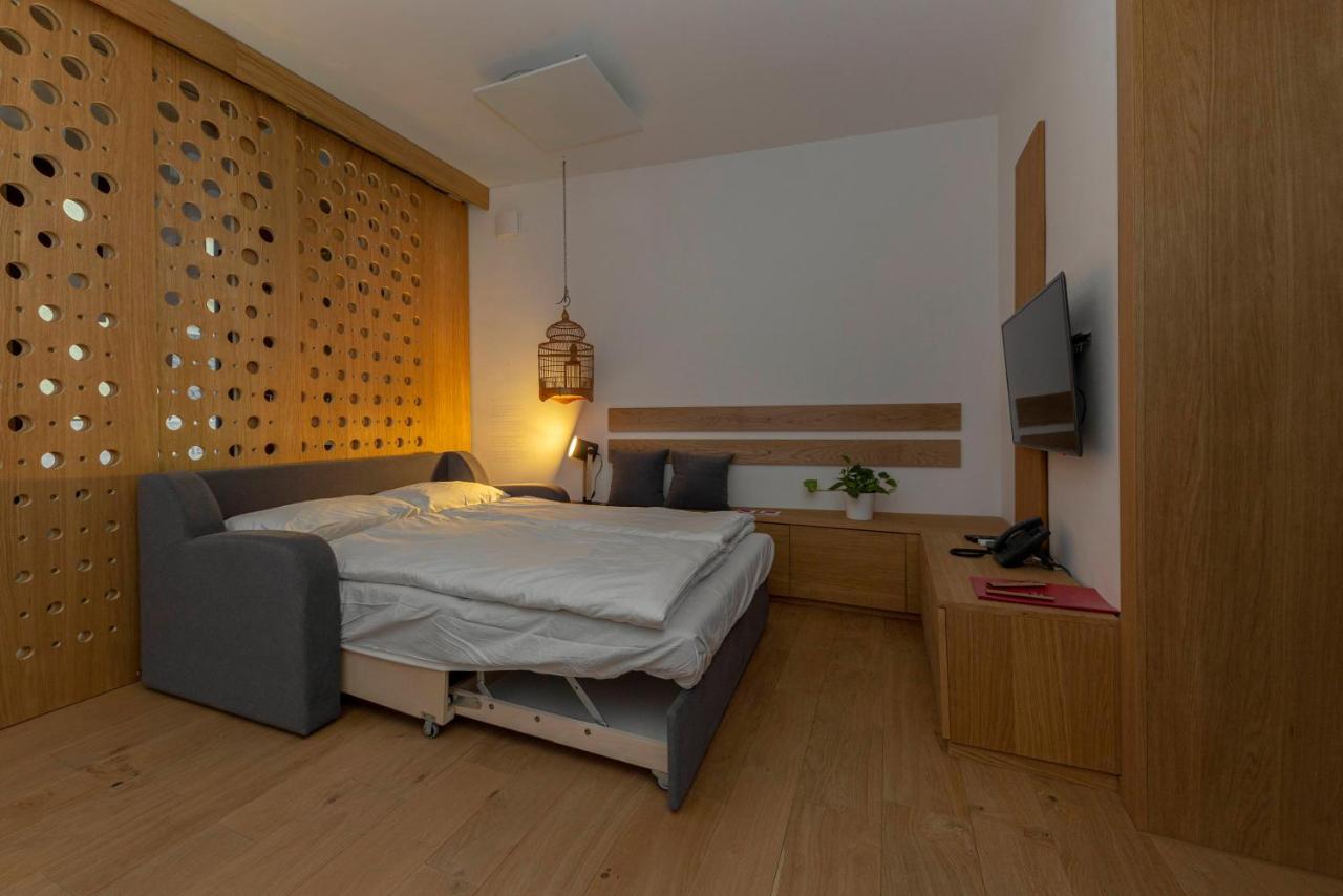 Apartma Jenkova Rezidenca คราน ภายนอก รูปภาพ