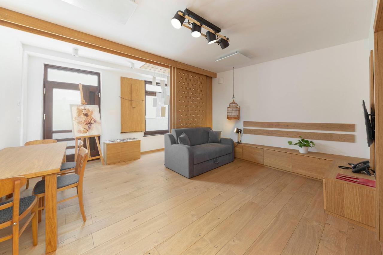 Apartma Jenkova Rezidenca คราน ภายนอก รูปภาพ